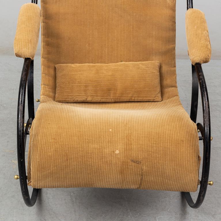 An R.W. Winfield & Company rocking chair, second half of the 19th century.