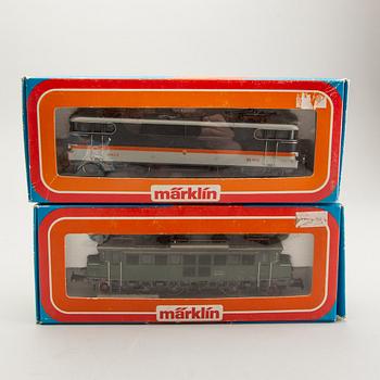 4 Märklin locomotives.