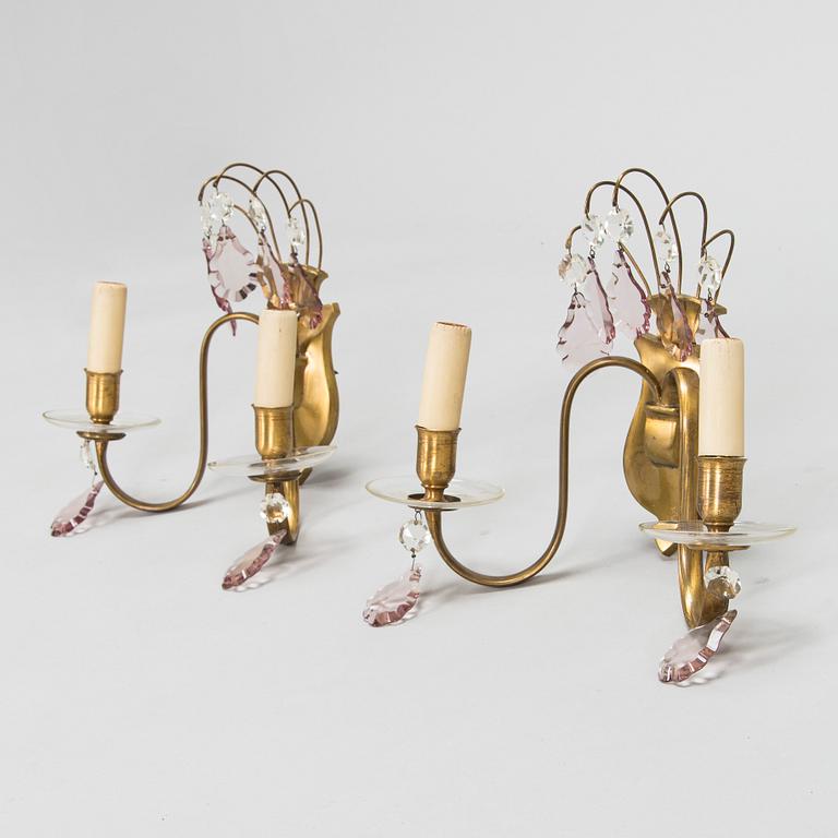 Paavo Tynell,  a pair of mid-20th century wall sconces '7151' for Taito Finland.