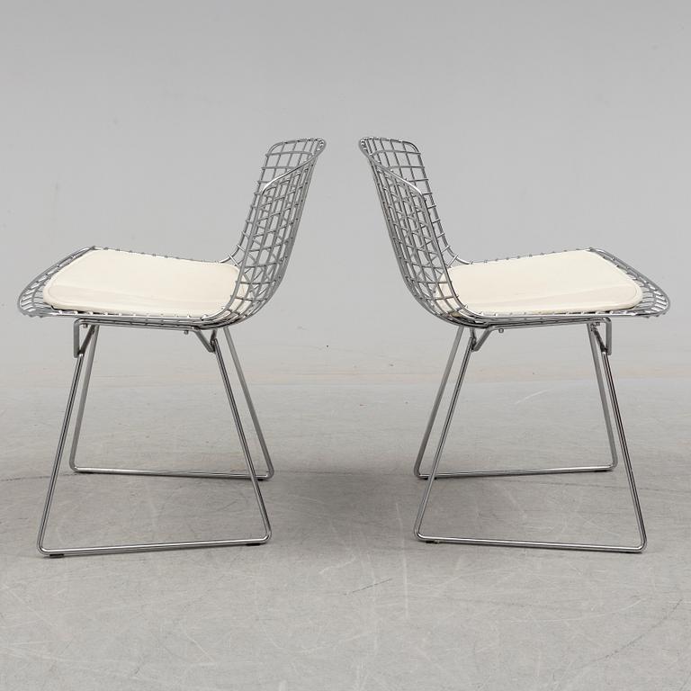 A pair of 'Side chair' chairs by Harry Bertoia for Knoll.