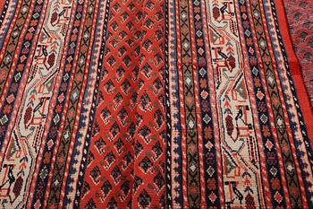 A Sarouk Mir carpet, c. 320 x 205 cm.