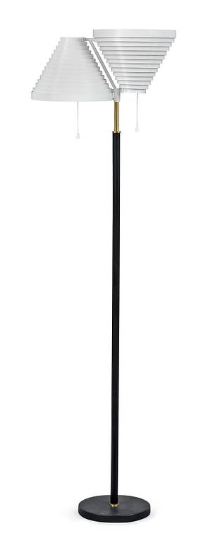 Alvar Aalto, GOLVLAMPA A 810.
