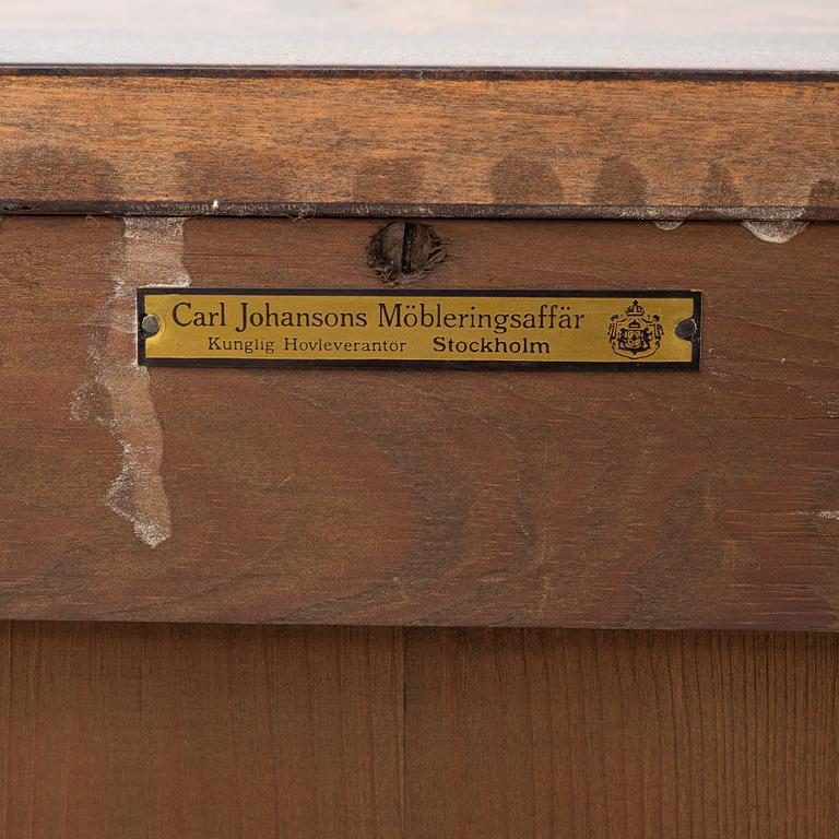 A chest of drawers, Carl Johanssons Möbleringsaffär, Stockholm, 1920's/30's.