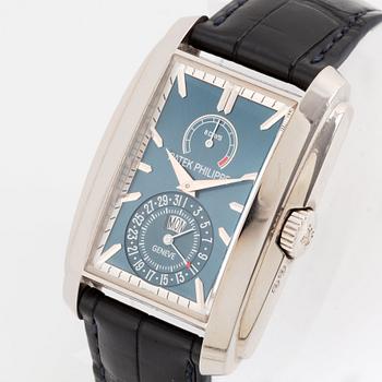 Patek Philippe, Gondolo, wristwatch, 46,9 x 32,4 mm.