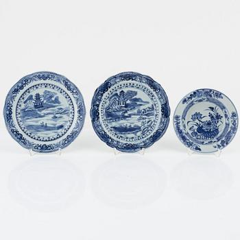 Tallrikar, 9 st, porslin, Kina, Qianlong (1736-95).