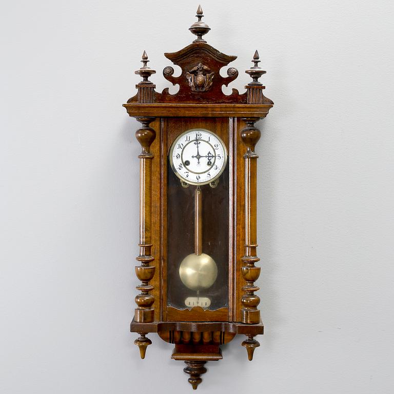 VÄGGUR, Junghans, omkring 1900.