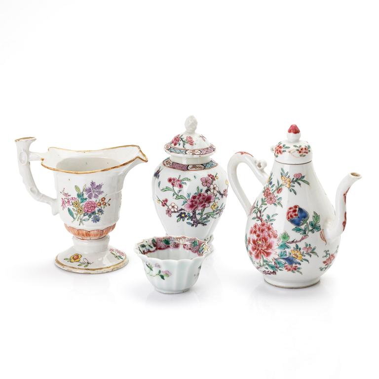 A group of two jugs, a cup and a jar with cover, famille rose porcelain, China, Qing dynasty, 18th century.