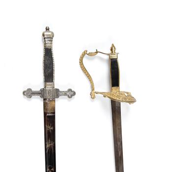 DRÄKTVÄRJOR, 2 st, Sverige, 1800-tal.