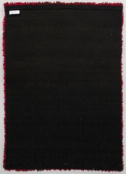 Laila Leppänen, a Finnish long pile rug for Neovius. Circa 175 x 120 cm.