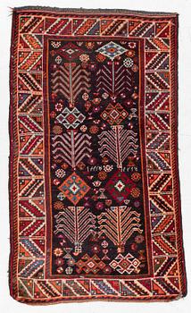 Matta, Kaukasus, ca 200 x 113 cm.