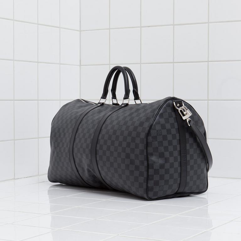 VÄSKA, "Keepall 55 bandouliere damier graphite", Louis Vuitton.