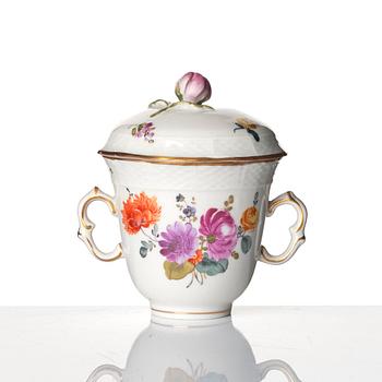 A Vienna trembleuse chocholate cup with cover, 18th Century.