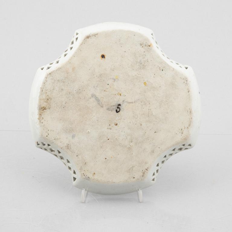 Collection of porcelain, six pieces, Germany, 18th-20th Century.