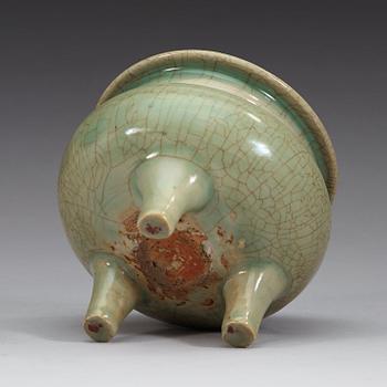 A celadon tripod censor, Qing dynasty (1644-1912).