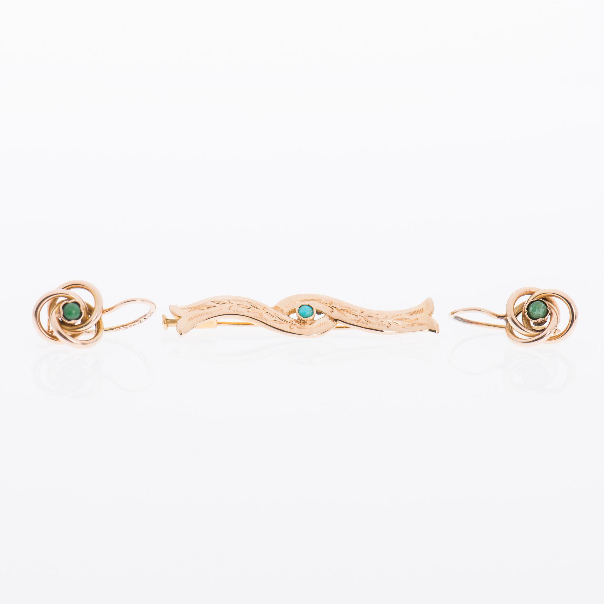 ÖRHÄNGEN samt BROSCH, 14K guld, turkoser. Finska stämplar, N. Westerback och V. Hamara 1950-tal.