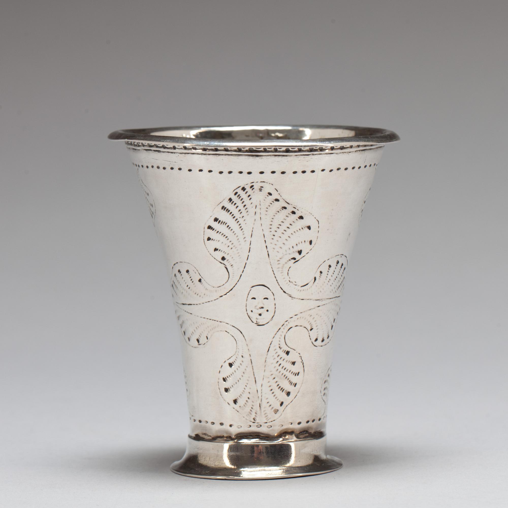 BÄGARE, silver, Jöns Lund, Skara (1746-1771). Vikt ca 48 g.