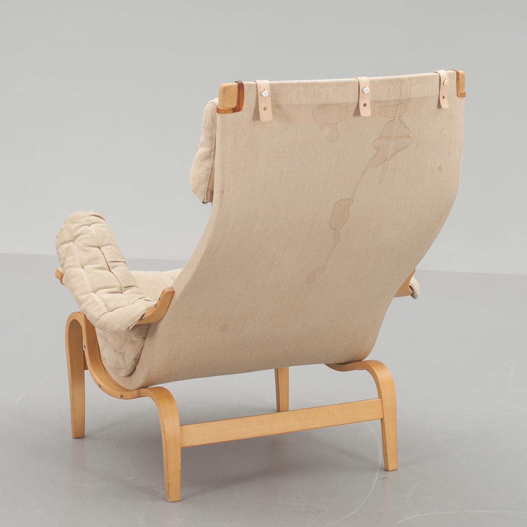 FÅTÖLJ, "Pernilla", Bruno Mathsson, DUX, 1900-talets andra hälft.