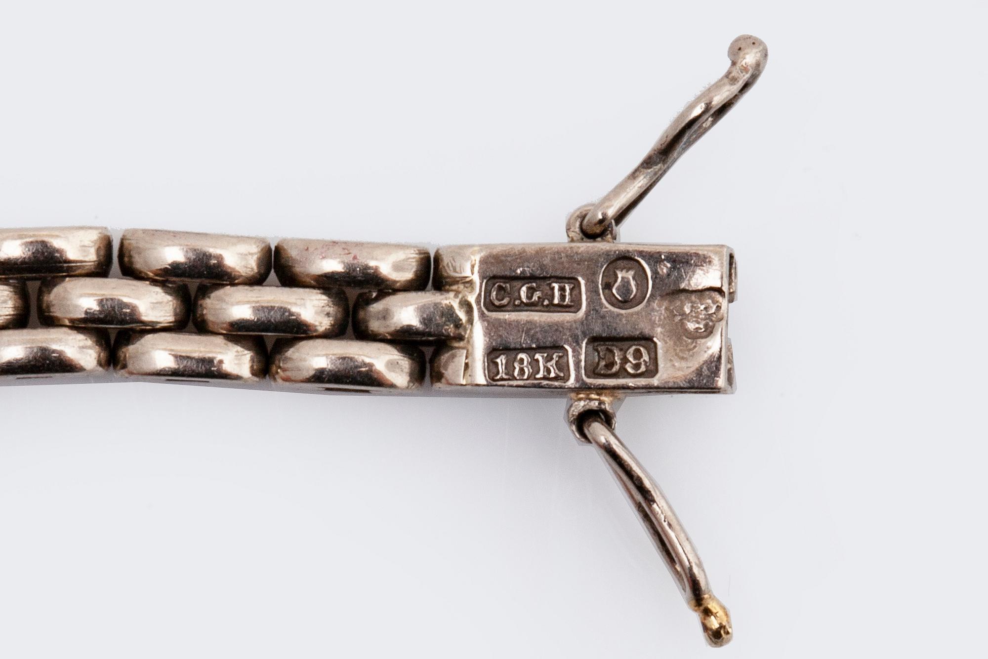 WRISTWATCH Opera, 18k whitegold, old-cut diamonds approx 1 ct, approx 15 x 8 mm, manual.