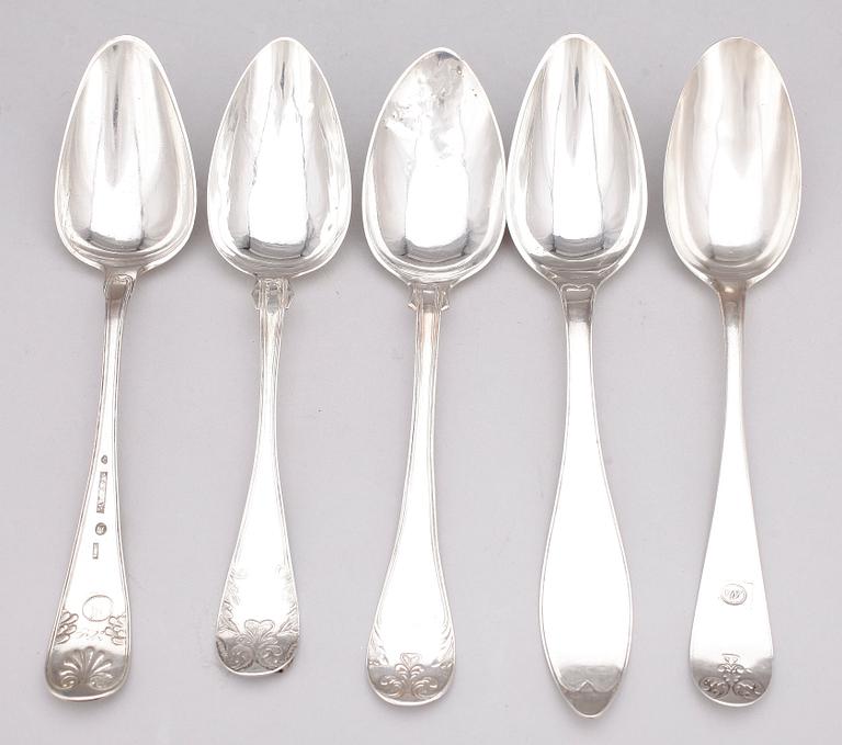 MATSKEDAR, 5 st, silver, bl a från Södertälje av Oscar Ahlström 1848. 1700 och 1800-tal.  Totalvikt ca 257g.