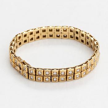 Armband, 18K guld med  briljantslipade diamanter ca 3.50 ct totalt. Med intyg.