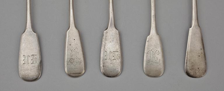 BESTICK, 20 st, silver. Bl.a. Iwan Petrowitsch, S:t Petersburg, 1800-talets slut, Ryssland. Vikt ca 1064 g.