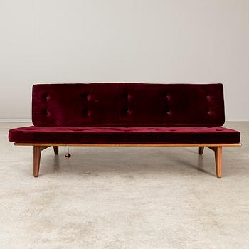 CARL GUSTAF HIORT AF ORNÄS, A SOFA. 1950s.