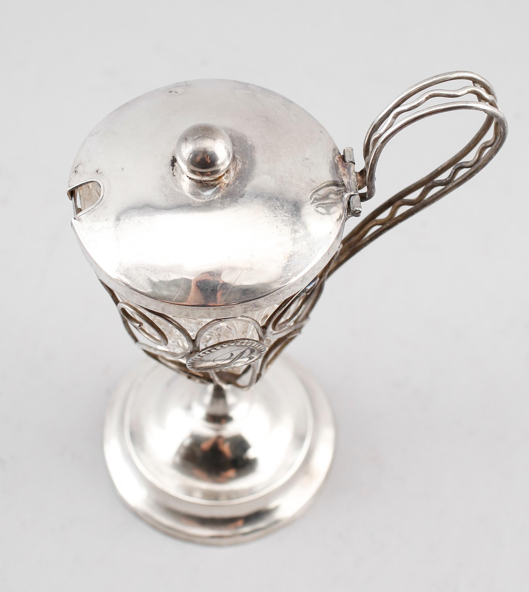 SENAPSKAR, silver, Isak Österberg, Malmö 1814. Vikt ca 76 gram.
