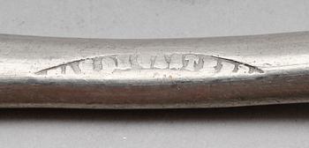 BRÄNNVINSSKEDAR, 4 st snarlika, tenn, 1700-/1800-tal.