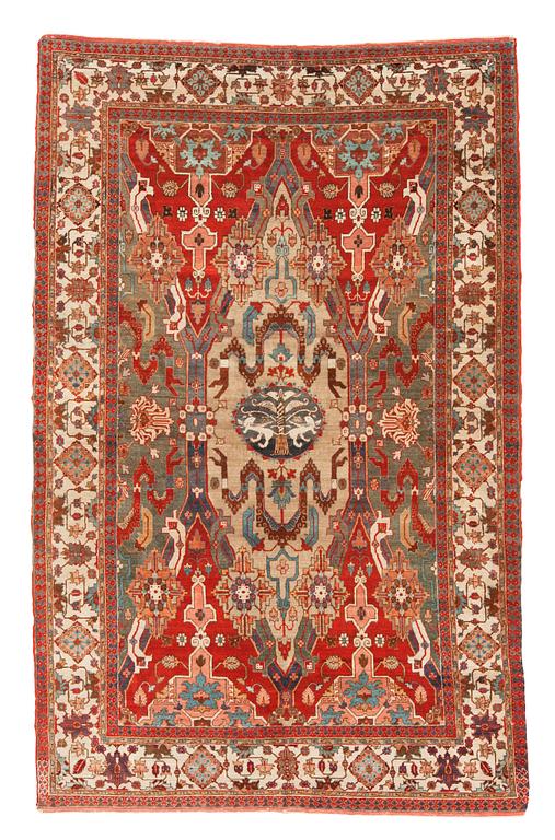 SEMI-ANTIQUE TURKISH/CAUCASIAN PART SILK. 270 x 174,5 cm (as well as approximately 1,5 cm red flat weave at each end).