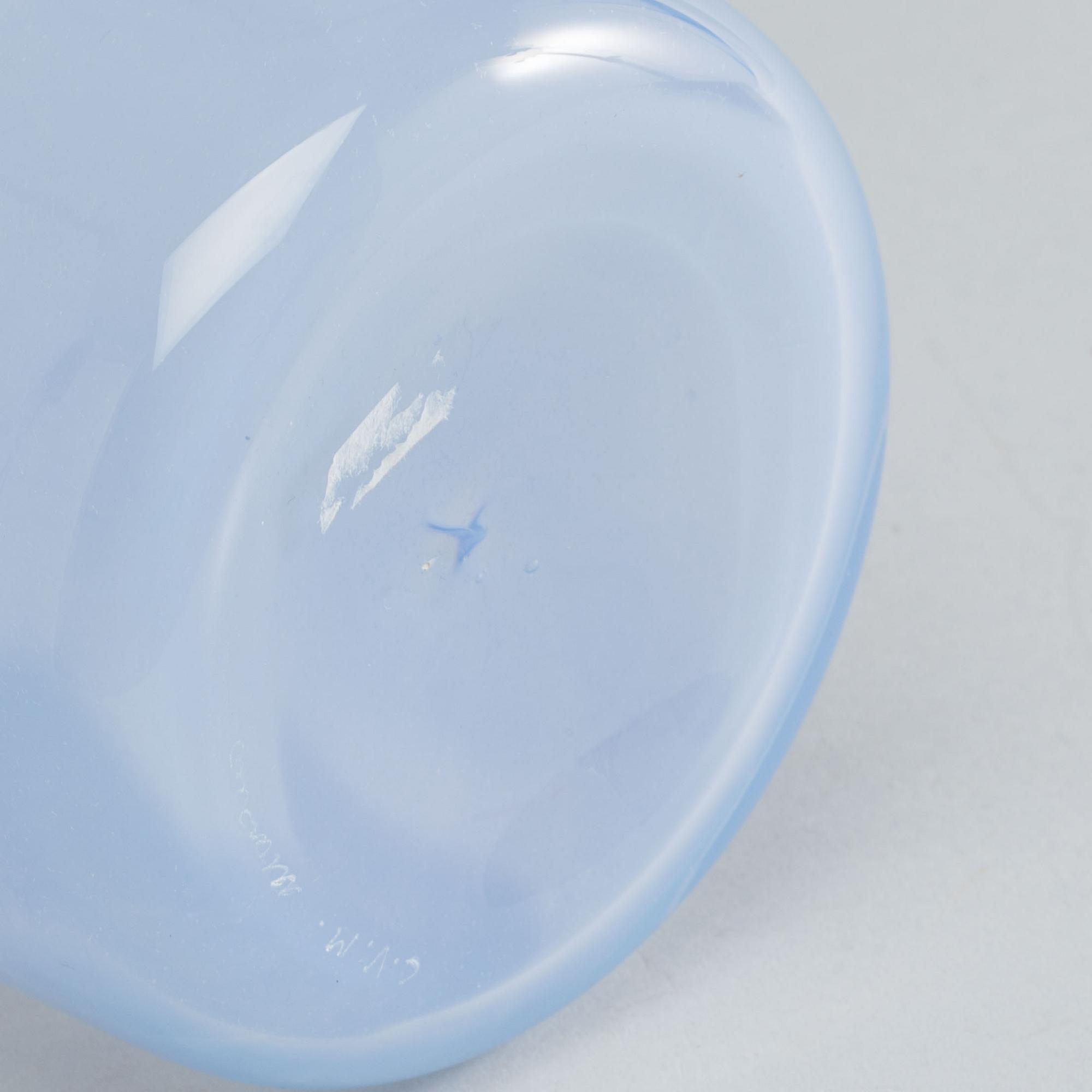 A Cooperativa Vetreria Muranese glass vase.