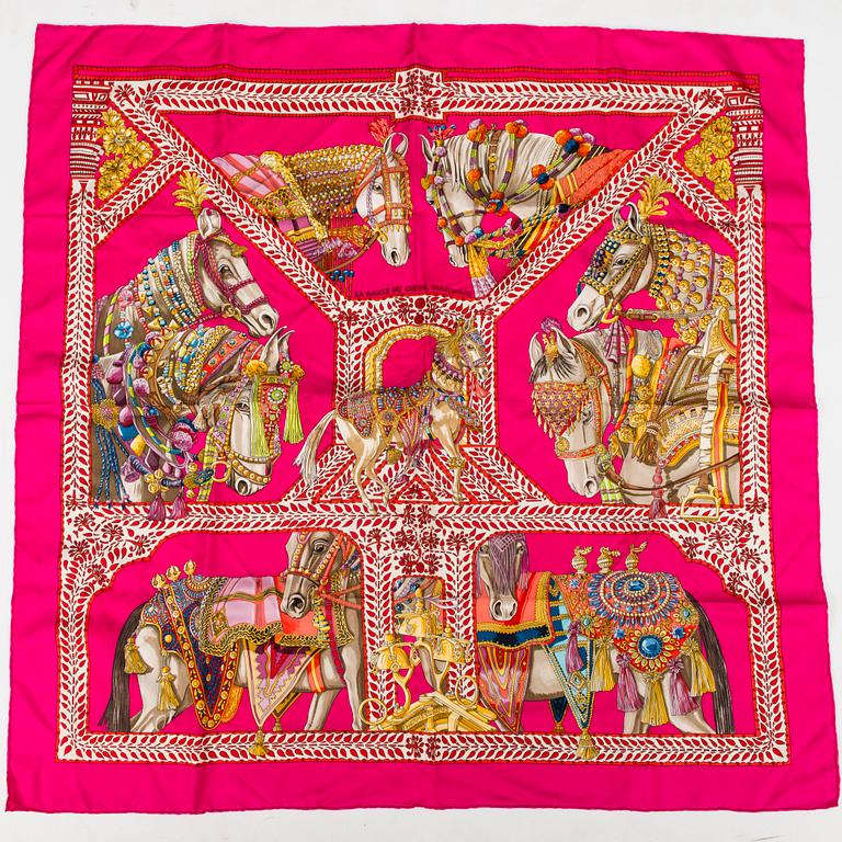 HERMÈS La danse du Cheval Marwari Silk Scarf with two Scarf Rings.