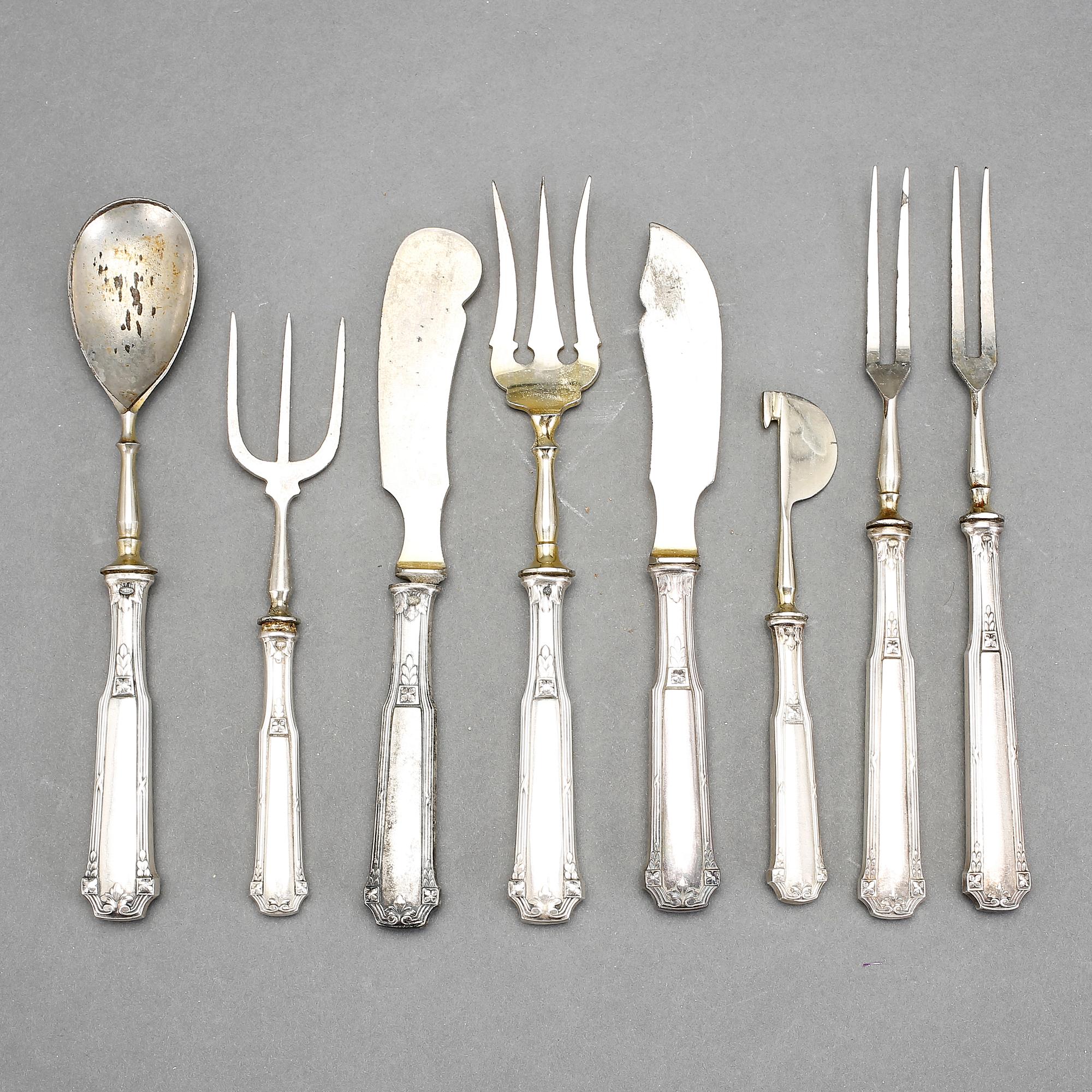BESTICK, 8 delar, silver, Ryssland, 1900-talets början. Vikt ca 376 gram.