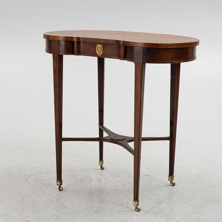 A table, 19th century.