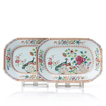 818. A pair of famille rose 'double peacock' serving dishes, Qing dynasty, Qianlong (1736-95).