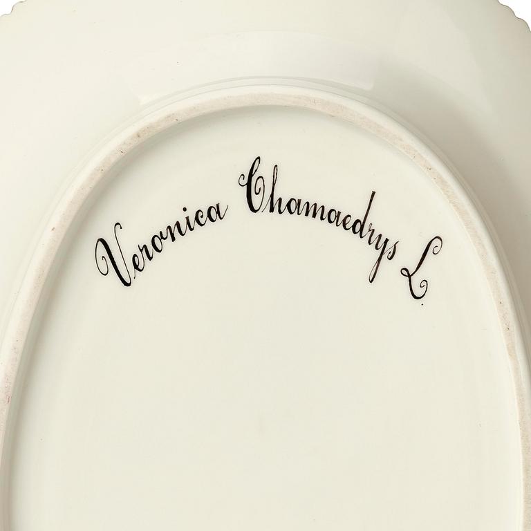A pair of Royal Copenhagen 'Flora Danica' dishes, Denmark, 20th century.