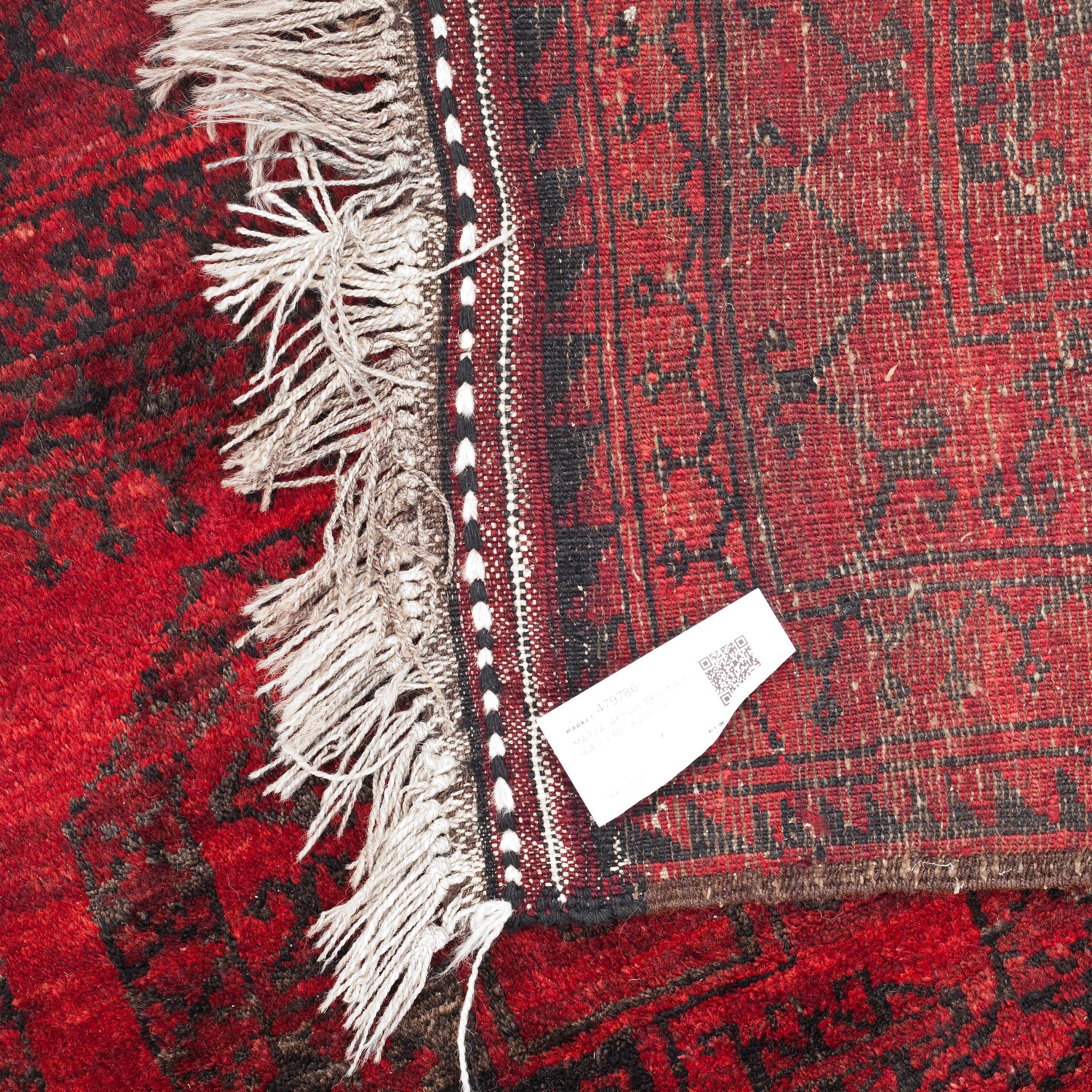 MATTA, Afghan, 1900-talets slut, ca 307 X 228 cm.