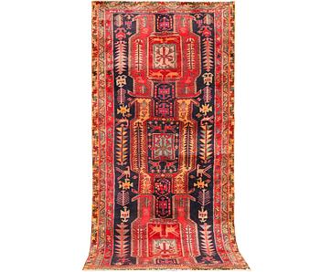 An Ardabil carpet, c. 280 x 124 cm.