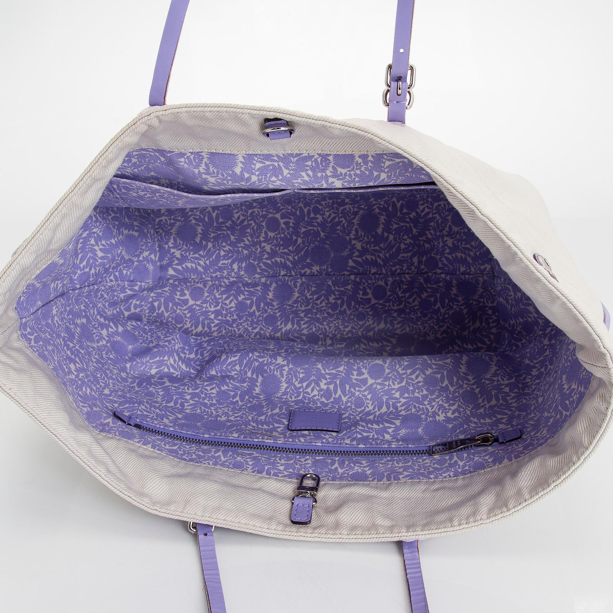 Louis Vuitton, a 'Cotton Canvas Articles De Voyage Cabas GM' bag.