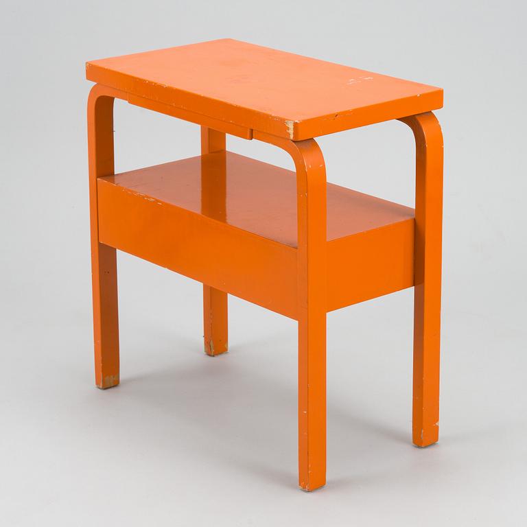 Alvar Aalto, a 1940's '87' table for O.Y. Huonekalu-ja Rakennustyötehdas A.B.