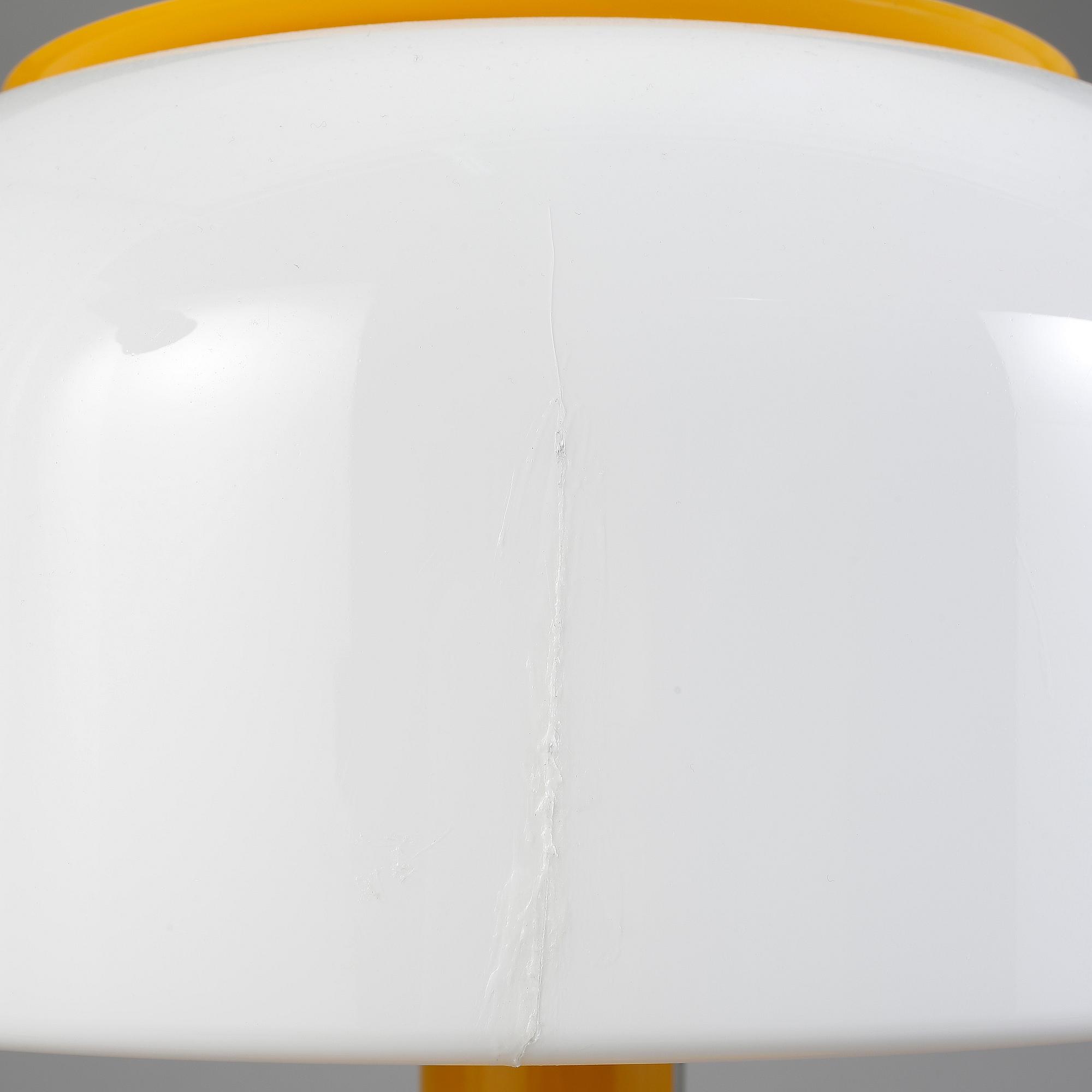 BORDSLAMPA, "Knubbling", Anders Pehrson, Ateljé Lyktan, Åhus, 1900-talets fjärde kvartal.