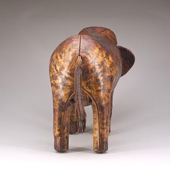 FOTPALL, Elefant. Dimitri Omersa & Co för Abercrombie Fitch. Made in England.