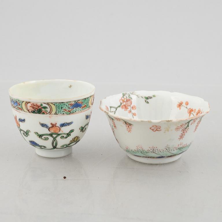 Koppar, fyra stycken, porslin, Qingdynastin, Kangxi (1662-1722).