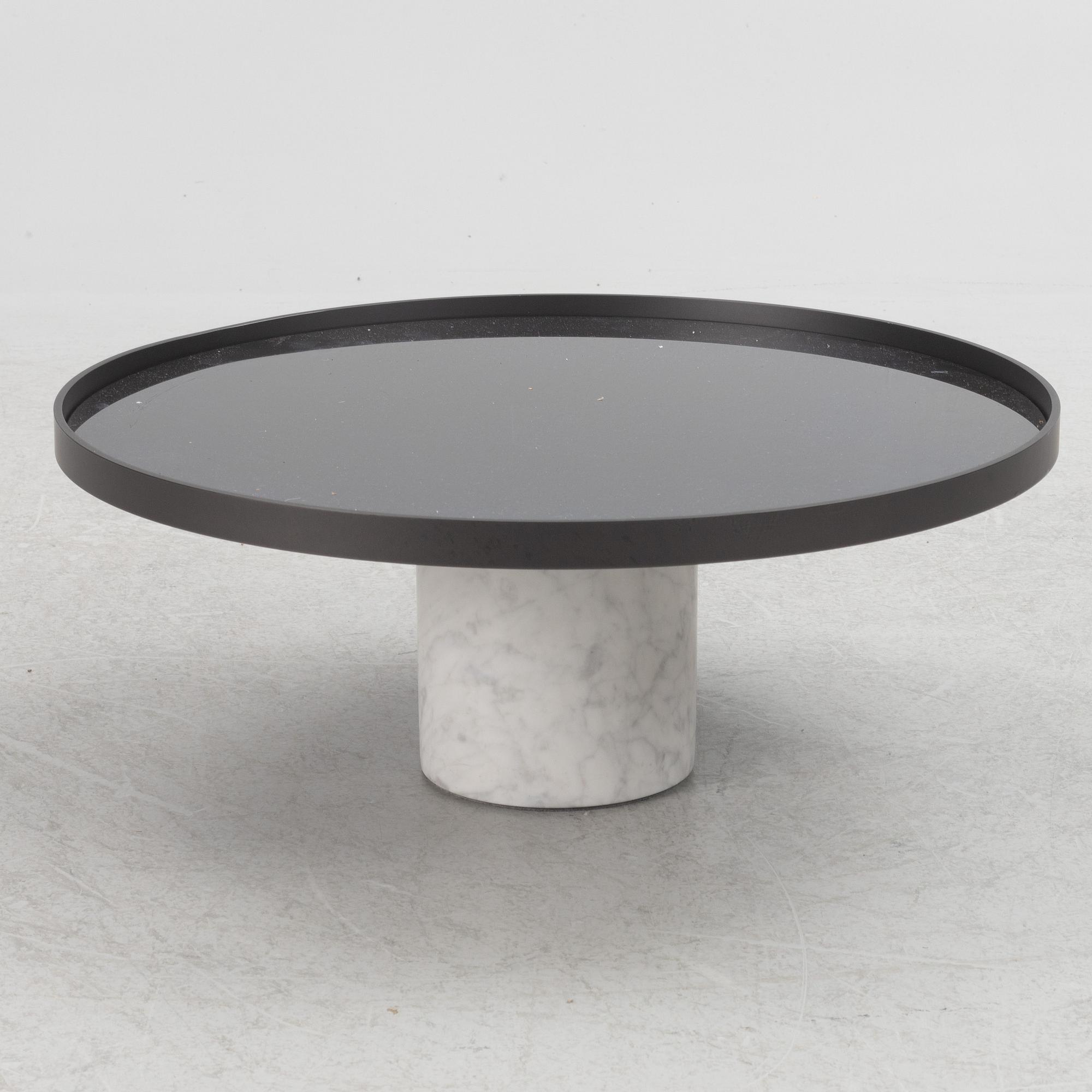 Piero Lissoni , soffbord, "9 occasional", Cassina.