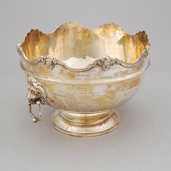 SKÅL, silver, William Hutton & Sons, Sheffield, England, 1909. Vikt ca 820g.