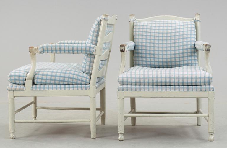 FÅTÖLJER, ett par, sk Gripsholms-modell, 1900-talets andra hälft.