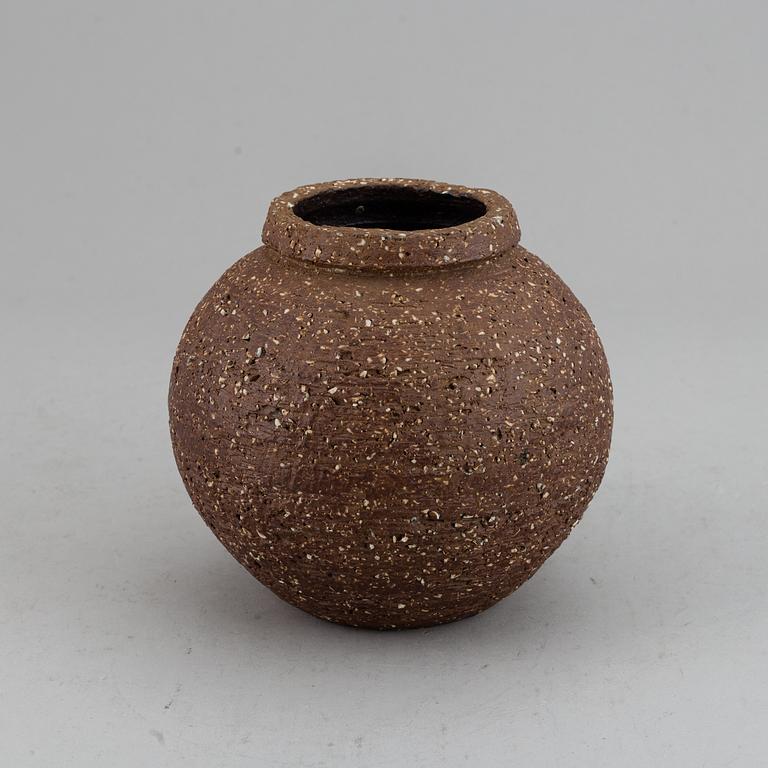 GUNNAR NYLUND, a stoneware vase, Rörstrand Lidköping, 1940s.