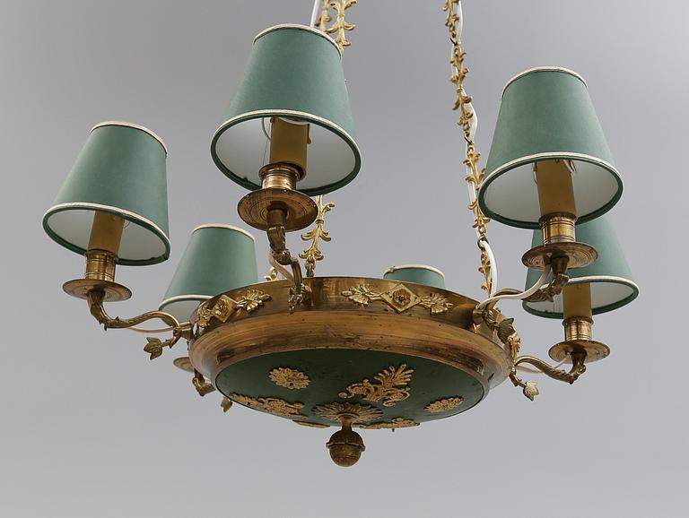 TAKAMPEL, empirestil, 1900-talets mitt. Höjd ca 17 cm.
