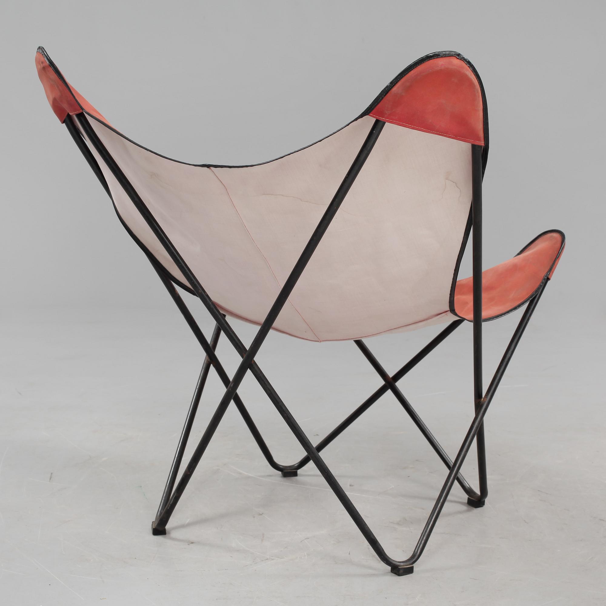 FLADDERMUSFÅTÖLJ, 1950-tal.