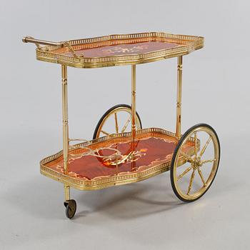 SERVERINGSVAGN, 1900-talets senare hälft.