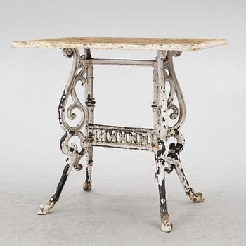 Trädgårdsbord, 1900-talets första hälft.